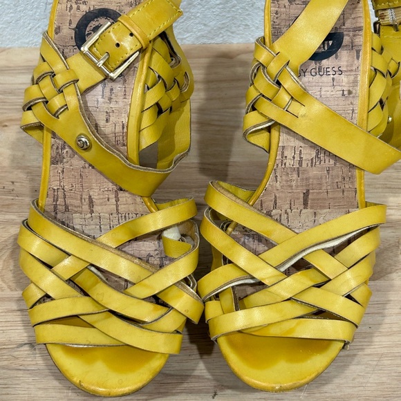 Guess Yellow Platform Sandals SZ 6M - Picture 5 of 7